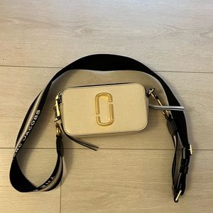 Marc Jacobs The Snapshot